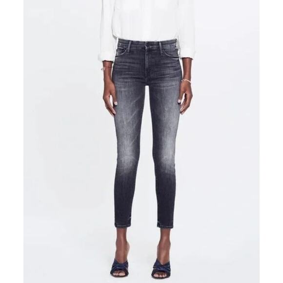 Mother Denim High Waisted Looker Leave The Light On Black Jeans 26 / 2 Capsule - Picture 1 of 12